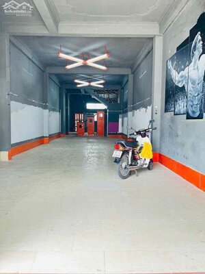 CHO THUÊ NHÀ 3 LẦU TRỤC CHÍNH KDC HƯNG PHÚ 16TR