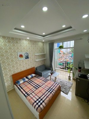 căn hộ giá siêu rẻ bancol cửa sổ tại ung văn khiêm bình thạnh