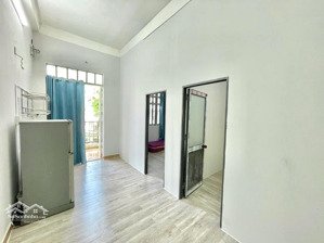 cho thuê căn 2pn bancol siêu rộng, 2 máy lạnh lầu 1 dễ di chuyển, hỗ trợ lắp máy giặt riêng,...