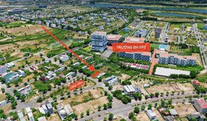 123m2 sạch đẹp hướng đông đối diện trường fpt