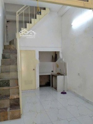 cho thuê nhà mặt tiền trần văn đang, p. 11, q. 3 giá 11tr