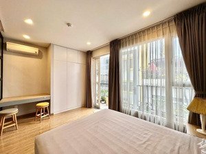 căn hộ 1pn ban công full nt - rộng 55m2 - khu dân trí cao, gần ngã tư hàng xanh