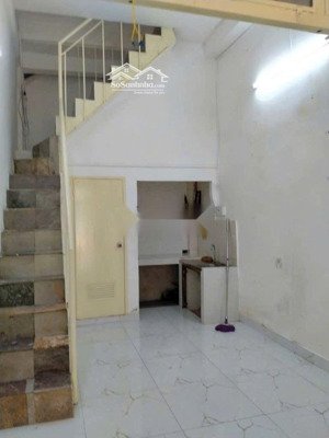 cho thuê nhà đẹp giá mềm, mặt tiền trần văn đang, q3, chỉ 12tr/tháng