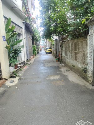 dân xây - thiết kế hiện đại - hộ khẩu tây hồ - tiện ích bạt ngàn
- 39m - mặt tiền 4,6m- 8,89 tỷ