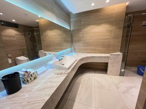 bán căn hộ chung cư cao cấp 600m2 núi trúc, ba đình. căn góc 2 tầng view hồ. sổ đỏ trao tay