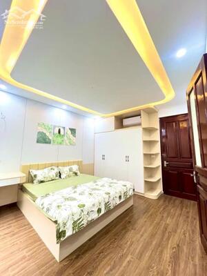 Bán nhà phố Thái Thịnh, Đống Đa 7.9 tỷ 33m2 xây 5 tầng 3 ngủ nhà đẹp khu dân trí cao