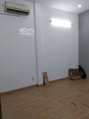 cho thuê nhà hẻm 2m(xm) ni sư huỳnh liên, p.10, q.tân bình giá 13.5tr