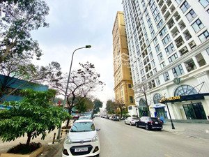 cho thuê sàn thương mại tầng 1 và tầng 2 toà chung cư b6 giảng võ quận ba đình