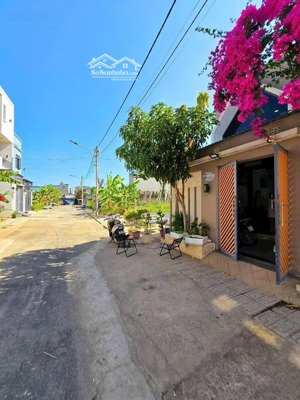 giảm sâu 400tr!!! bán gấp căn nhà ngay đường lê văn việt , 48m2 xe hơi vào tới tận cửa - shr btct