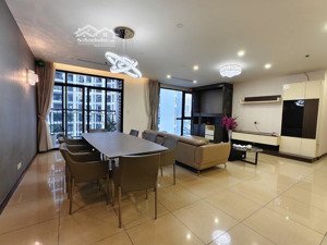 chính chủ - bán căn 3 ngủ toà r3 (169m2 - góc) - view bể bơi sân vườn