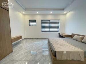 chính chủ mời thuê nhà 5 tầng thiết kế 7 ngủ khép kín tại khai quang vĩnh yên