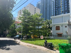 đất góc 2 mặt tiền đẹp nhất thảo điền ngay công viên- giá thoả thuận