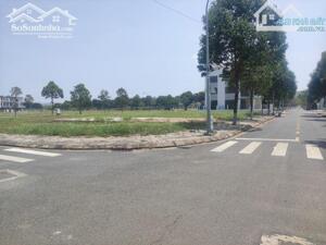 Mặt tiền đường khu đô thị sầm uất - đường 25m rộng thông thoáng - sổ sẵn - giá chỉ 12 triệu/m2