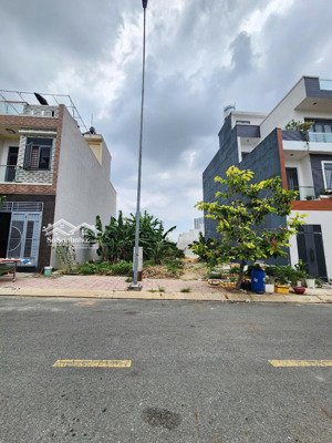 đất sài gòn: 3 tỷ 550, 65,8m2 kdc phú hồng thịnh gần làng đại học quốc gia tp. hcm