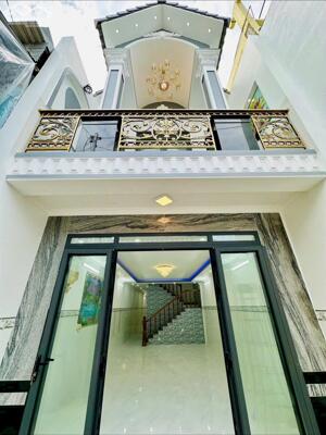 bán nhà 1 trệt 1 lầu, ngay chợ cái răng, diện tích 87m2, giá bán 4 tỷ 490