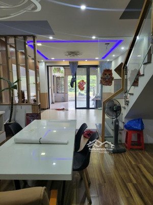 bán nhà 2 tầng đường 7m5 phạm viết chánh,hòa thọ đông,cẩm lệ,đà nẵng