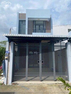 bán căn nhà 1 trệt 1 lầu hẻm 4 đường nhật tảo, diện tích 5 dài 17,65 giá bán 2,899 tỷ