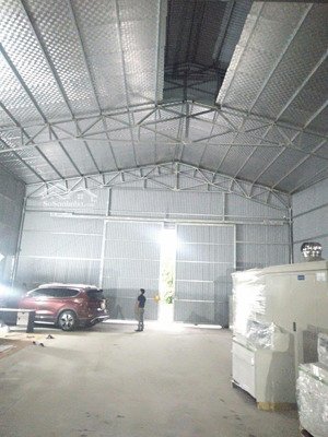cc cần cho thuê gấp 520- 1000m2 tại phan trọng tuệ, thanh trì, xe container đỗ cửa giá 70k/m2.