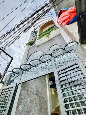 siêu phẩm gò vấp đường tô ngọc vân dt 35m2/giá 2,680 tỷ 3pn lớn, sân thượng,gần cityland park hills