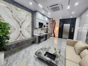 bán nhà láng hạ - nguyễn chí thanh, 40m x 5t, thang máy, lô góc, kd đỉnh, 10m ra ô tô