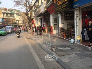 cho thuê mbkd phố hàng bông, dt: 50m2, mt: 5,2m. giá rẻ điểm đẹp nhất tuyến phố, kd nhiều mô hình.