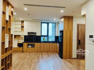 chính chủ cần bán căn hộ 3 phòng ngủ toà landmark onsen, l1 tầng trung 8.150 tỷ bao phí