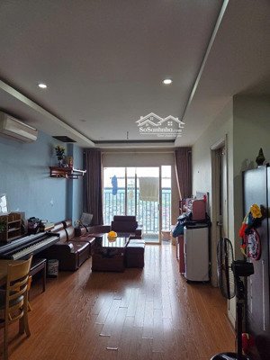 cần bán gấp căn hộ chung cư ecohome phúc lợi long biên. diện tích 69m2, giá 3.8 tỷ có thương lượng.