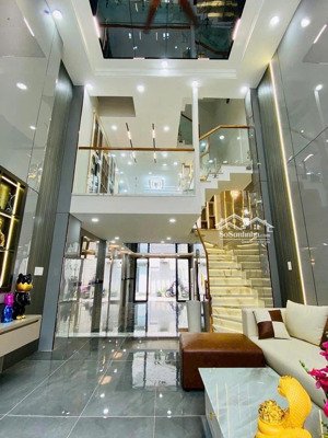 giá 3tỷ còn 2tỷ9 ngay hẻm 137/lê văn sỹ-phú nhuận 65m2 xây 1trệt2lầu.sổ sẵn cho thuê 16tr gọi gấp e