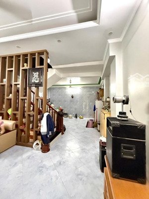 chính chủ cần bán gấp nhà 50m2 phú đô, giá 11,8 tỷ - 10m đường trung tâm, ngõ nông