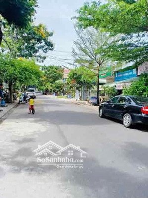 tôi bán gấp lô đất đẹp hòa minh - liên chiểu - đà nẵng giá rẻ hơn thị trường 500tr lh 