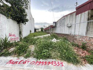 lô đất hướng đông nam nhìn ra khu khu biệt thự phân lô tràng duệ