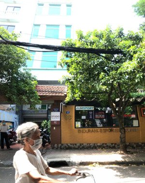 chính chủ ch thuê văn phòng phố vũ thạnh 80m2 lh:0565196789