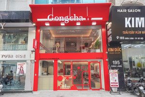 cho thuê np tại chùa láng, đống đa, với diện tích: 280m2/sàn, mặt tiền 9m