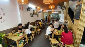 cho thuê nhà mặt phố nguyễn thị định, dt 60m2x4 tầng, mt 5m, giá 100tr, lh 