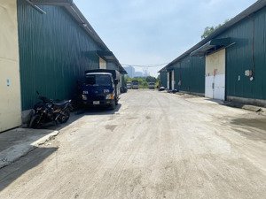cho thuê kho xưởng 390m2 giáp đường phạm văn đồng - đông ngạc - bắc từ liêm - hà nội