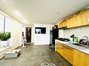 nhà sạch chỉ 3,75tỷ đối diện gigamall,chợ bình triệu,2 tầng.không quy hoạch