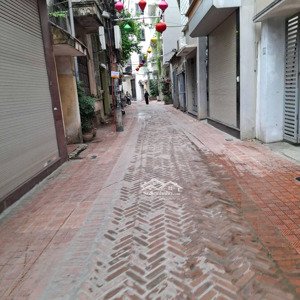 bán đất,đông ngạc-kẻ vẽ, 6,7 tỷ, 55,1m2, nhiều tiện ích, trường học cấp 1,2..giao thông thuận tiện.