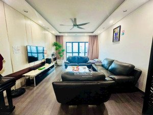 gia đình bán căn 4 ngủ 2wc 123m2, căn góc đông nam + đông bắc đẹp nhất mulberry lane. giá 7,4 tỷ