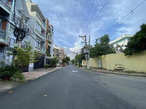 nhà 2 mt- hxt thông - ngang 5x15m sổ vuông 75m2 ngay đường số 9, p16, gv. giá chỉ 9,5 tỷ