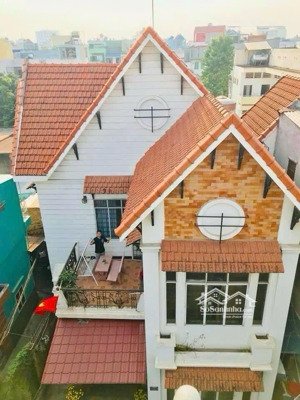 biệt thự tân phú - 9x15m - 2 tầng - chủ bán đi định cư - nhà mới keng - mũi tàu trường chinh