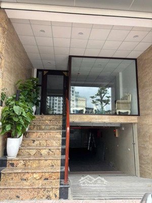 cho thuê mặt bằng văn phòng, mặt phố mới hồng tiến tầng 1 - 98m, 18 tr/th