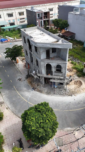 bán nhà góc 2 mặt tiền kinh doanh đa ngành vị trí cực đẹp