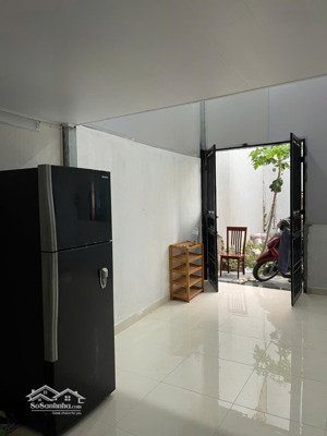 cho thuê nhà cấp 4 rộng full đồ định công hạ gần khu đô thị, chợ & đường 2.5