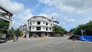 bán nhà 2 mặt tiền kinh doanh đa ngành cực tốt