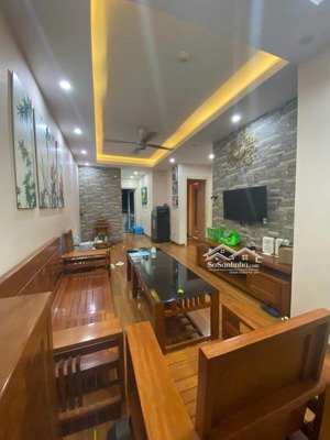 bán căn hộ chung cư hh1 linh đàm, 2,4 tỷ, 67 m2 đẹp, nhiều tiện ích hot!