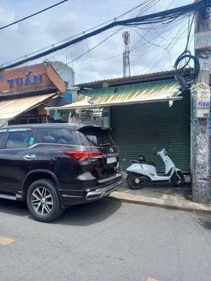 dãy trọ đang có thu nhập sẵn mt hiệp thành 06 4,2x25=103m2, dân cư đông đúc, sát chợ hiệp thành