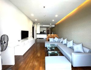 cho thuê chung cư tòa lancaster 20 núi trúc - giảng võ 110 m2, 3 phòng ngủ 2 vs full đồ