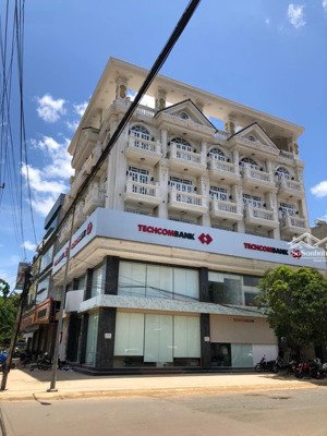 cho thuê 2 mặt tiền 300m2 sàn - 3 tầng - phú riềng đỏ