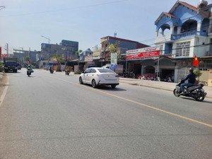 bán siêu phẩm mặt đường máng nước , gần 290m2 ngay ngã 5 cơ điện lh 