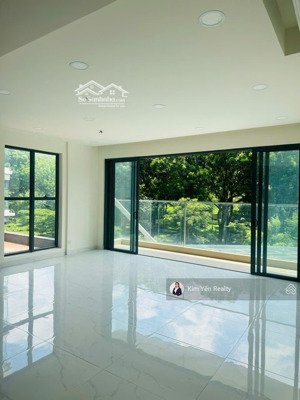 rổ hàng mới tháng 7 , nhiều vị trí căn 121m2, đầy đủ các view diamond centery